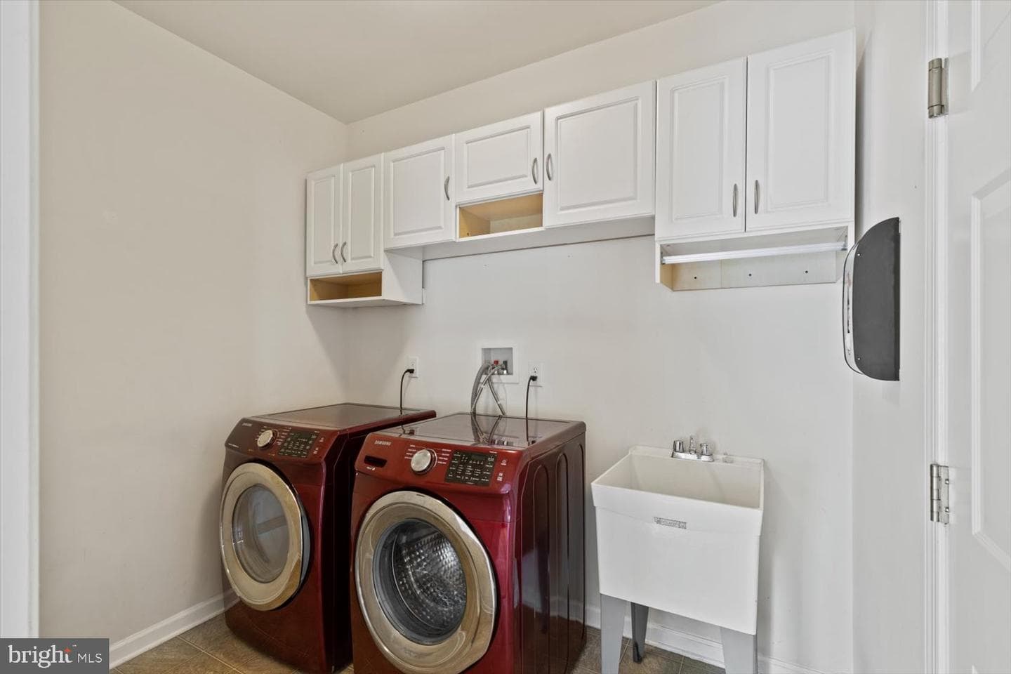 1233 Devonshire Road photo 27