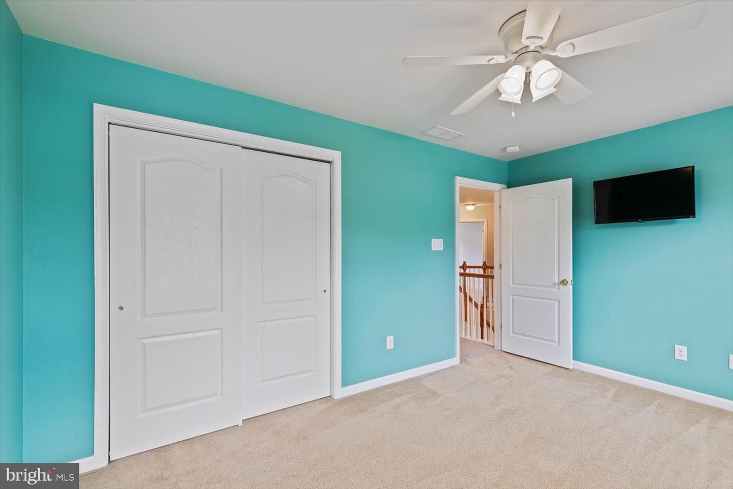 1233 Devonshire Road photo 42
