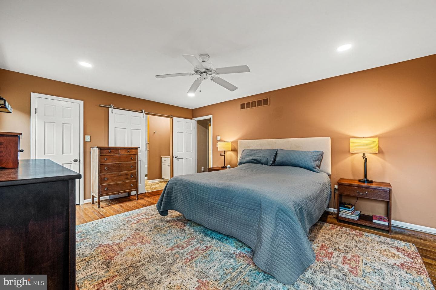 400 Mackenzie Drive photo 20