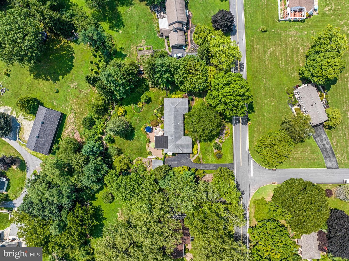 400 Mackenzie Drive photo 48