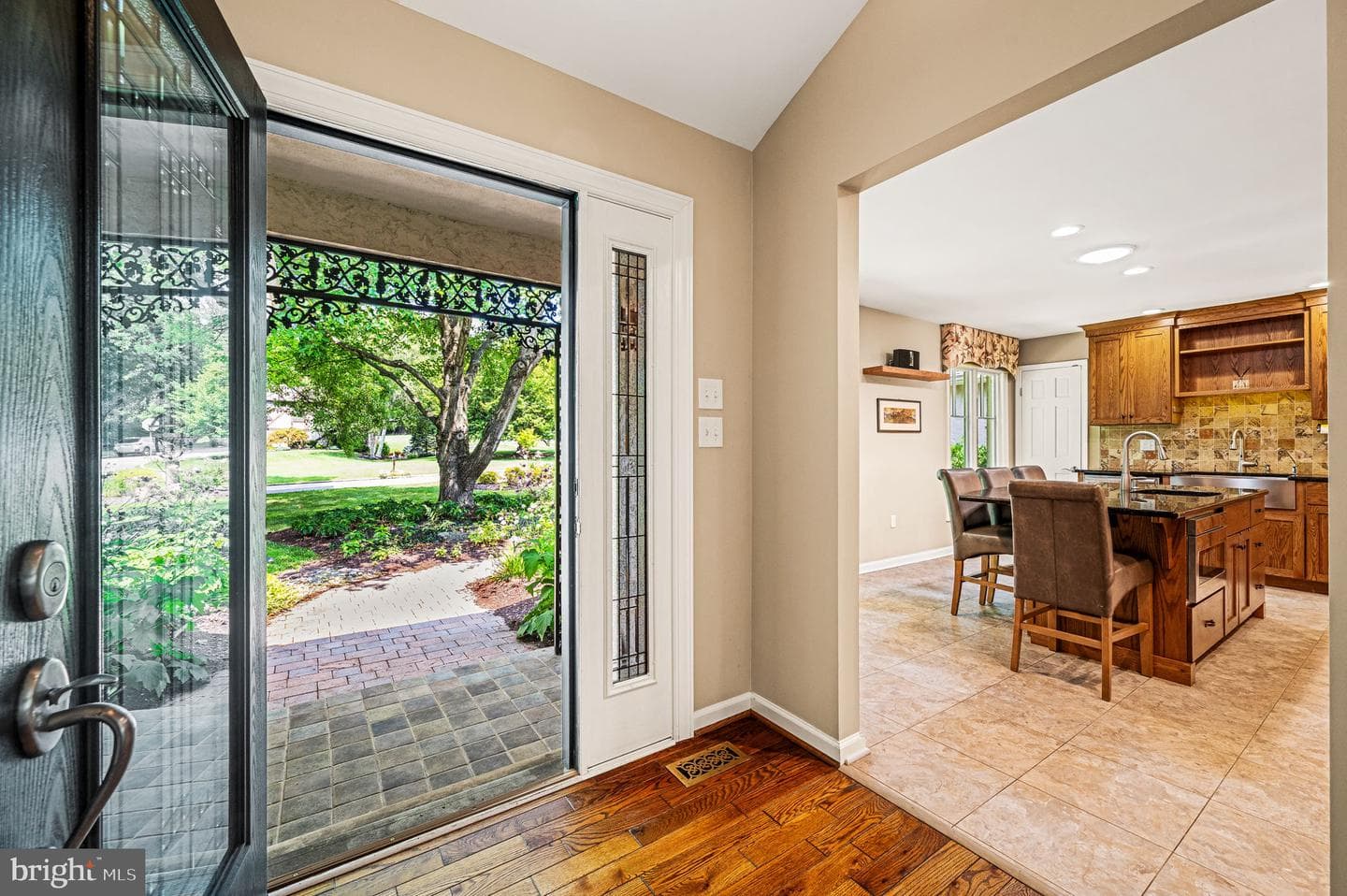 400 Mackenzie Drive photo 6