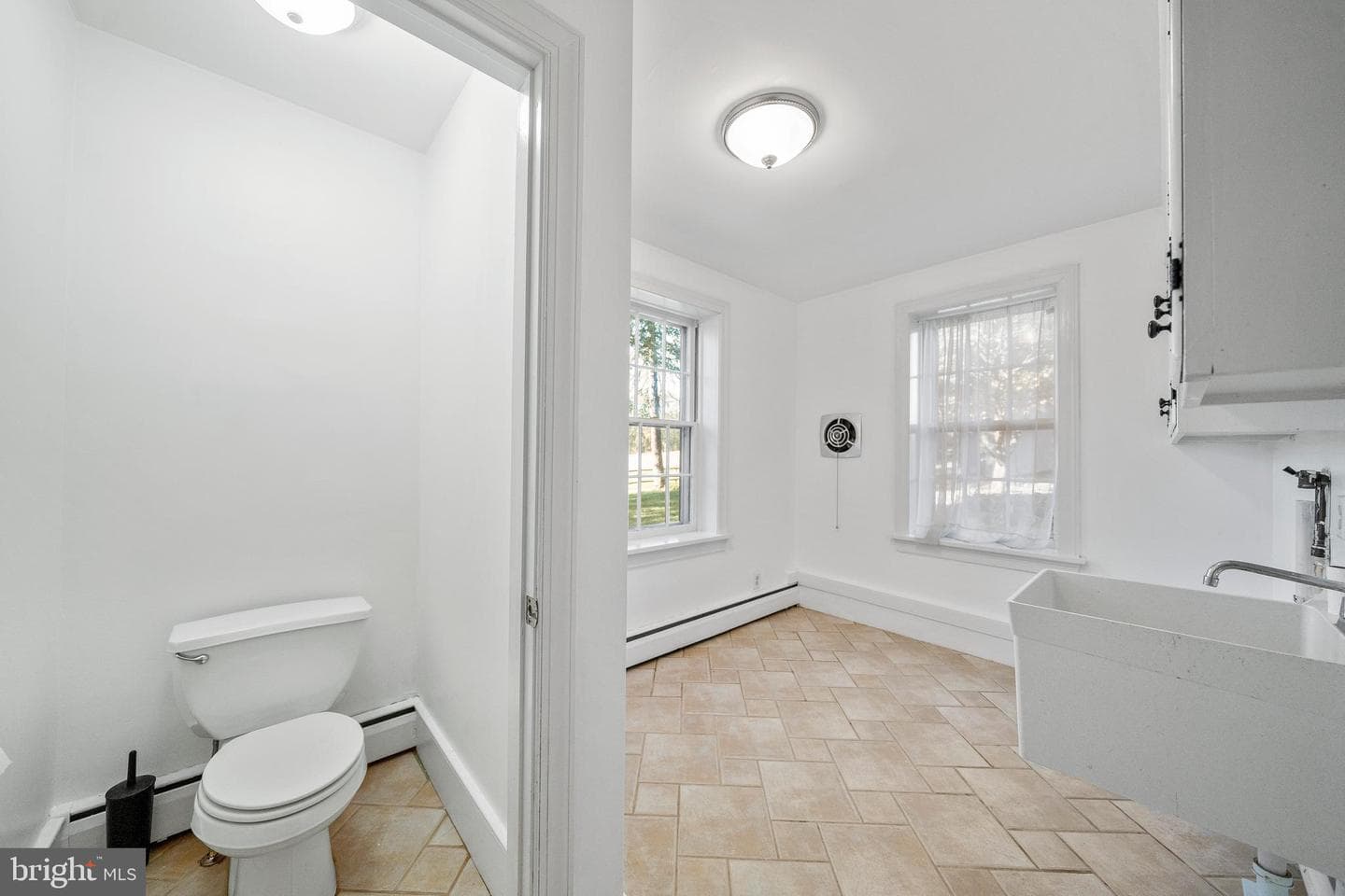 1025 N Chatham Road photo 15