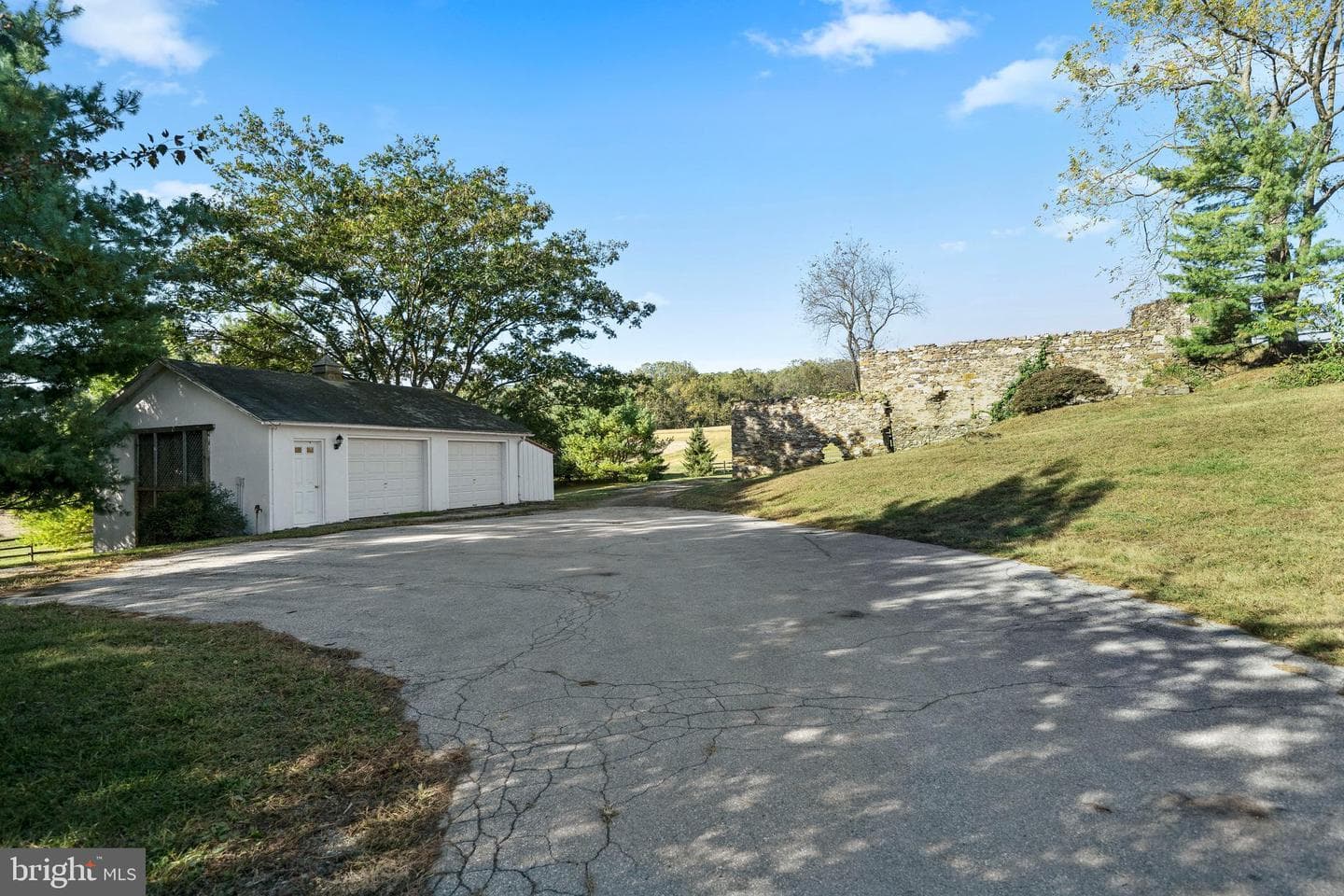 1025 N Chatham Road photo 35