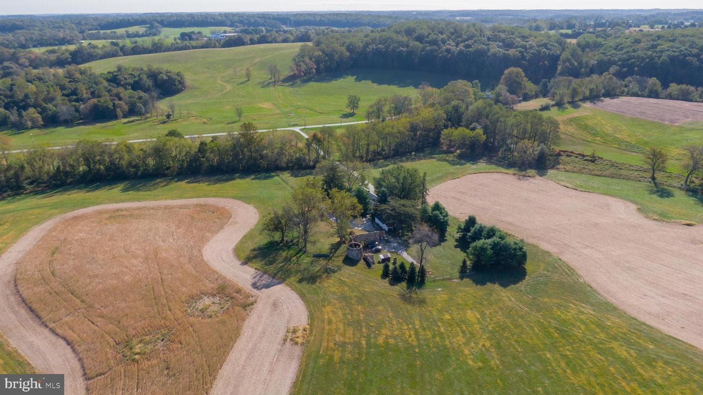 1025 N Chatham Road photo 40