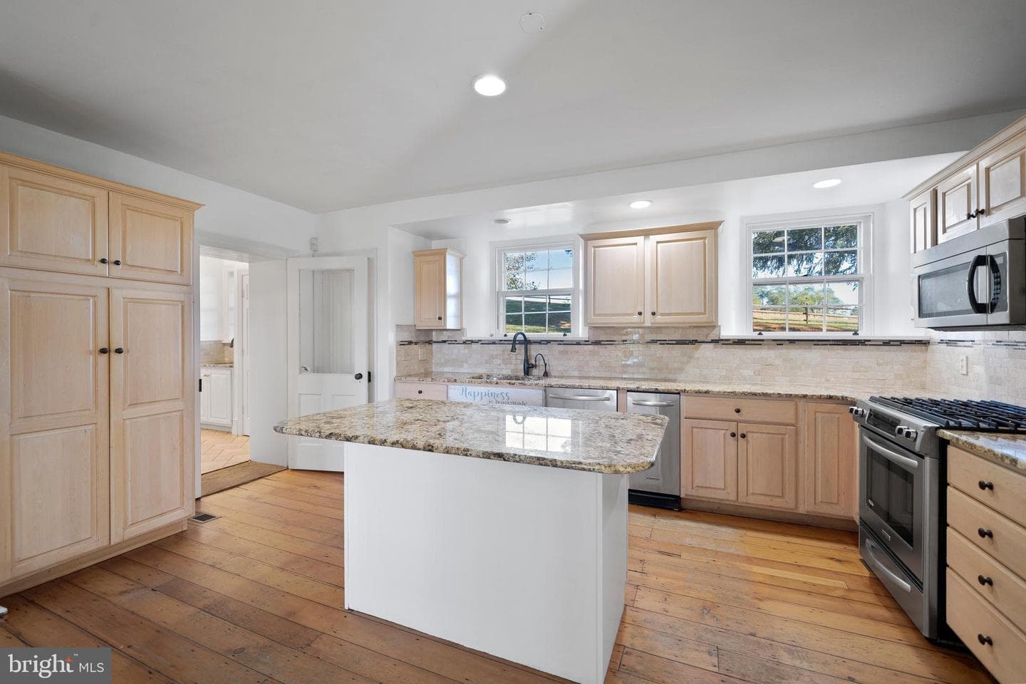 1025 N Chatham Road photo 9