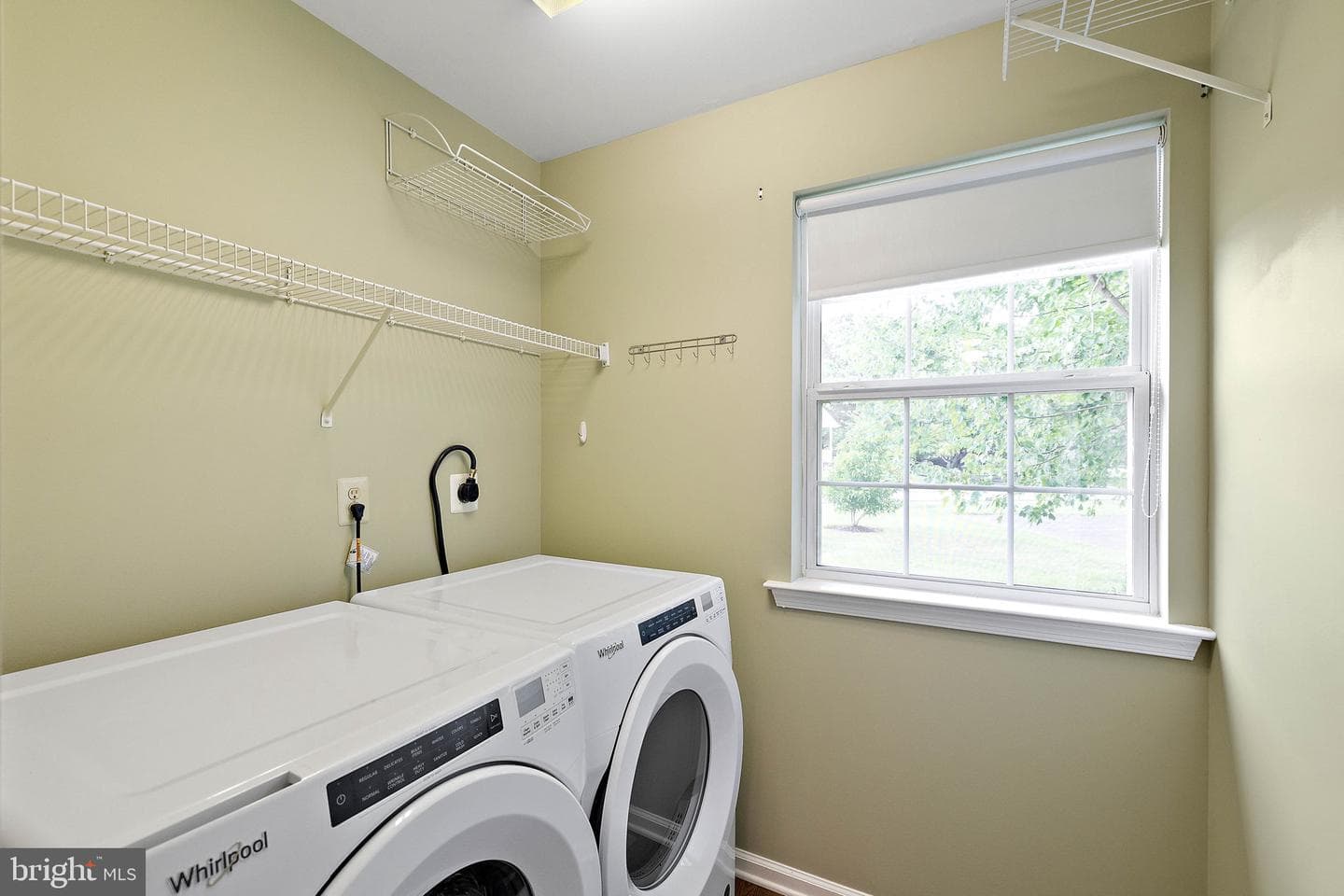 792 W Glenview Drive photo 10