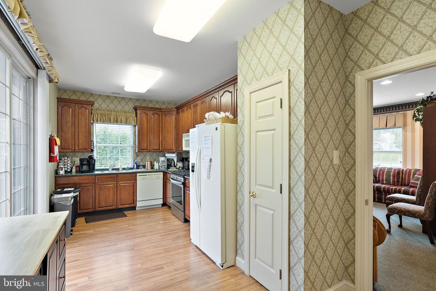 792 W Glenview Drive photo 40