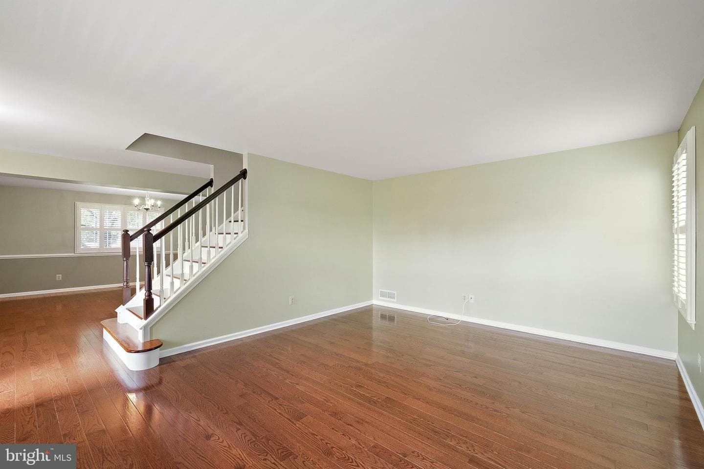 792 W Glenview Drive photo 6