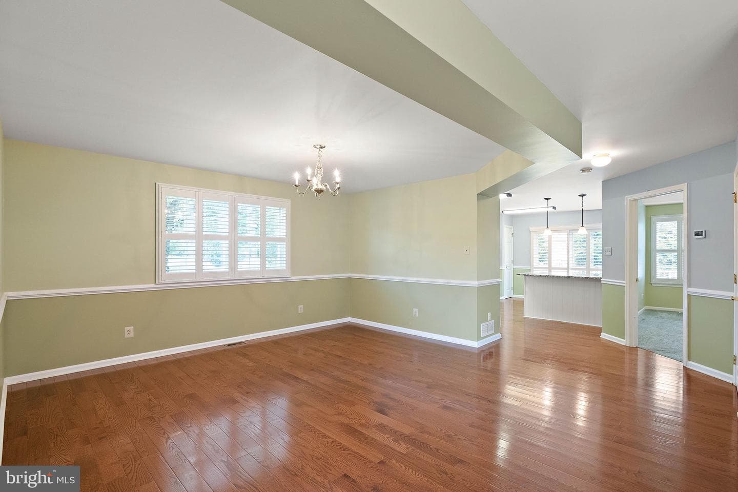 792 W Glenview Drive photo 7