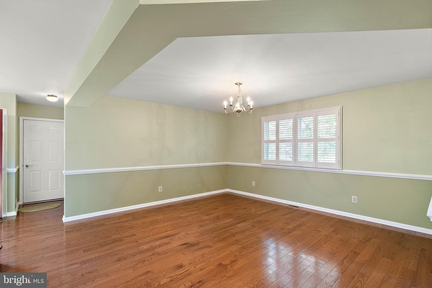 792 W Glenview Drive photo 8