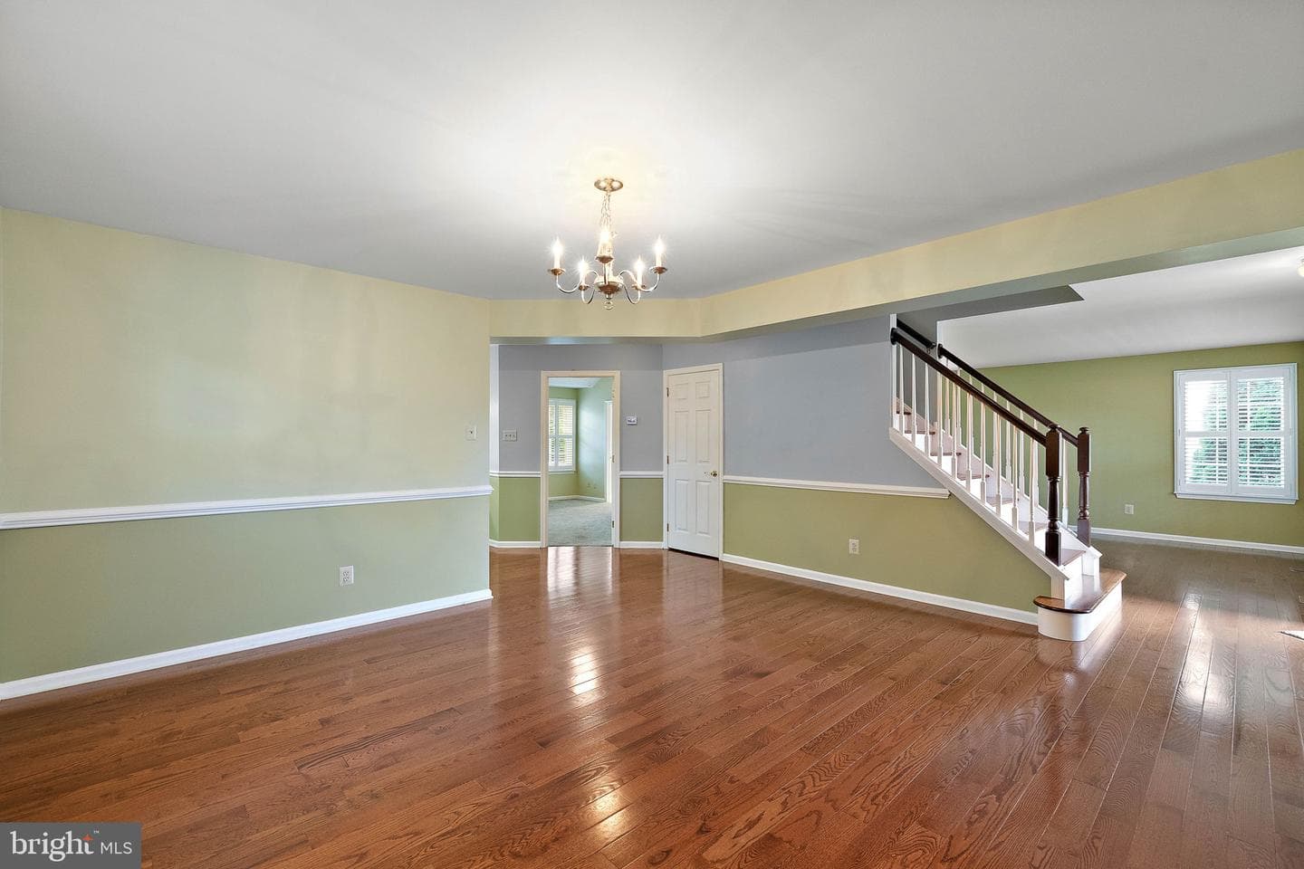 792 W Glenview Drive photo 9