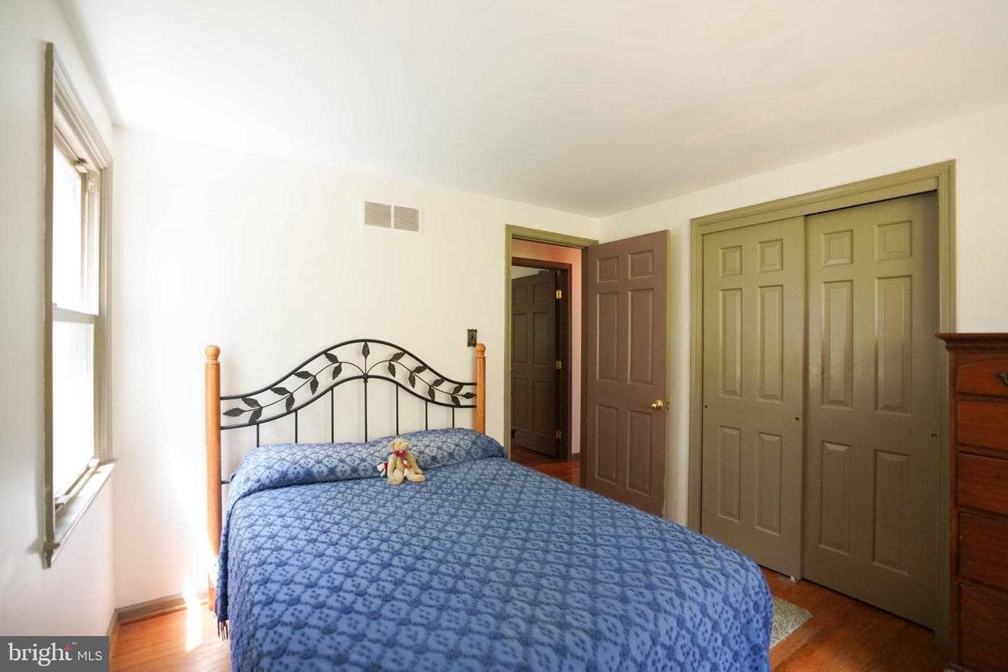 8 Butternut Lane photo 17