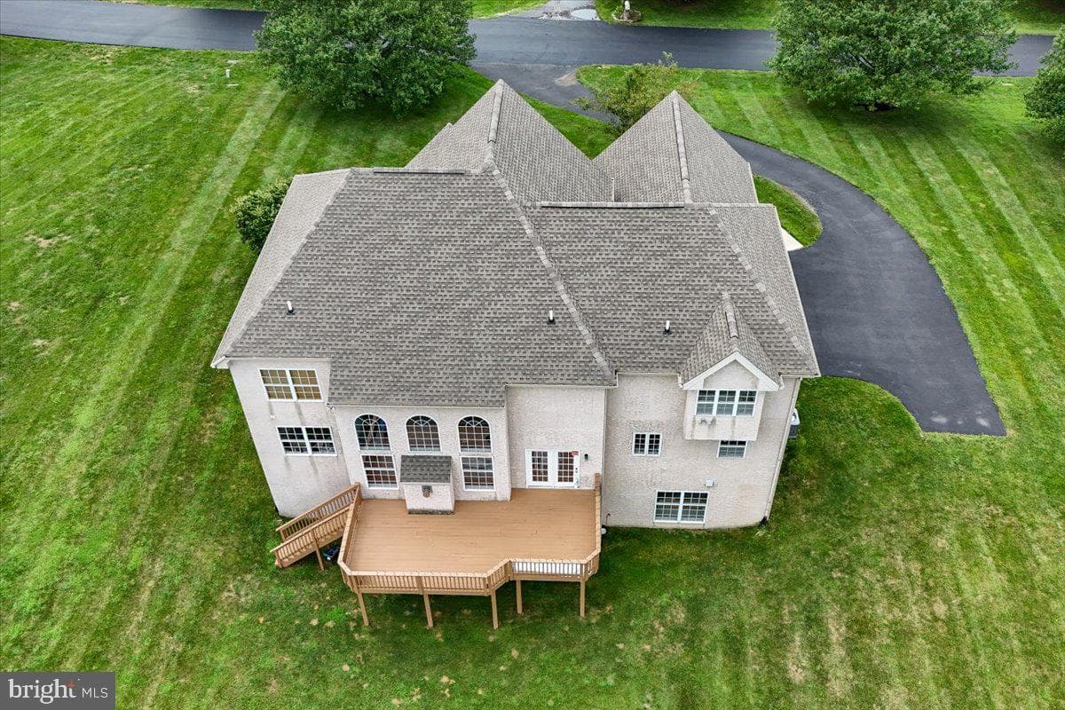 501 Kelleher Drive photo 48