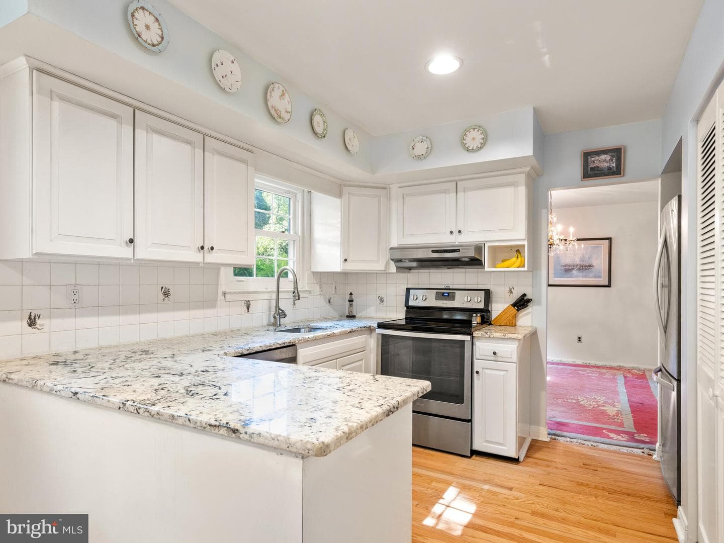 5 Tudor Lane photo 13