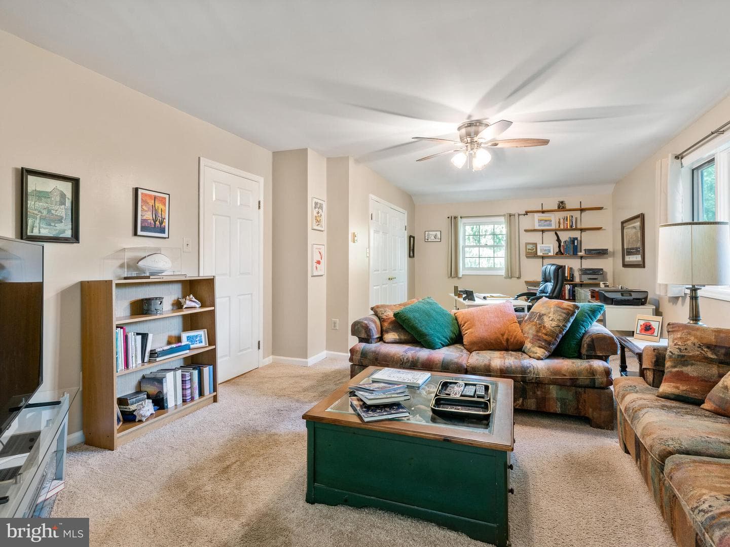 5 Tudor Lane photo 32