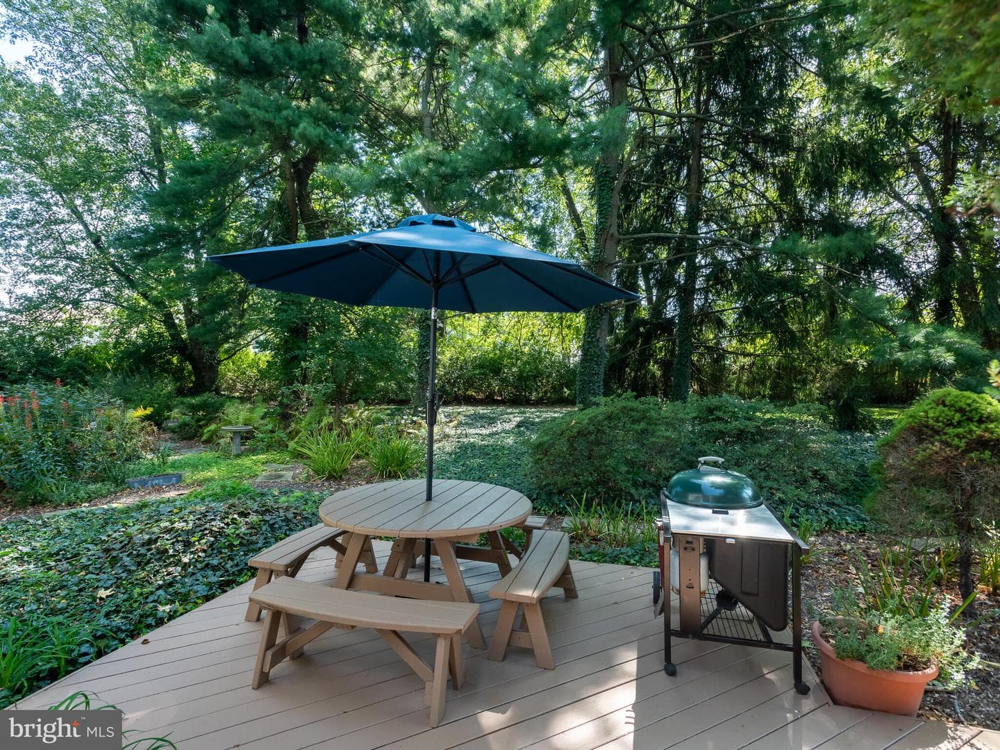 5 Tudor Lane photo 35