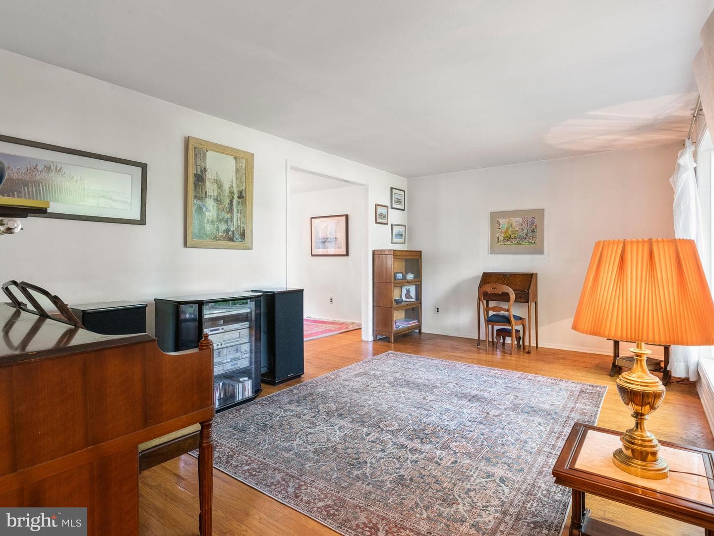 5 Tudor Lane photo 6