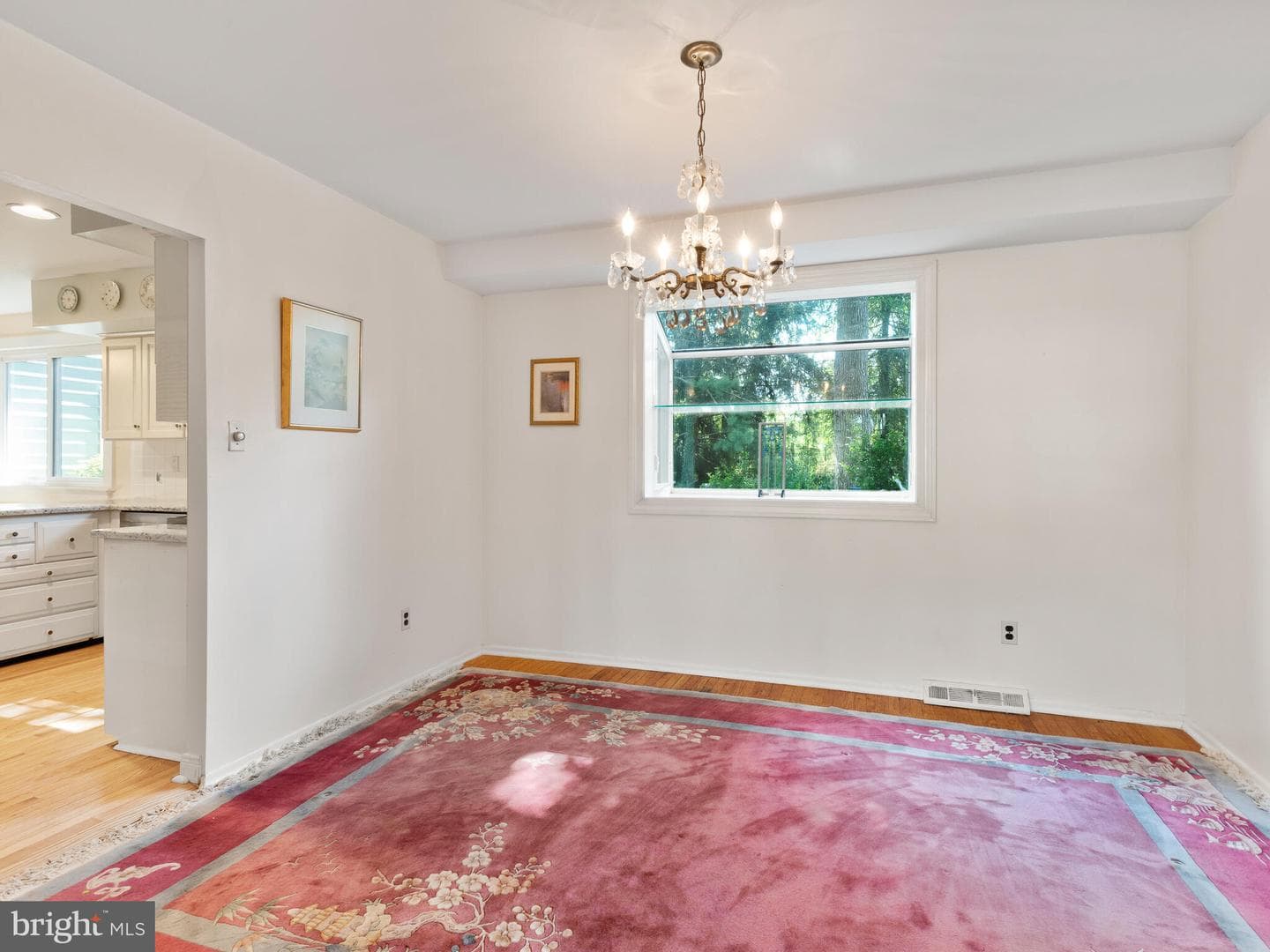 5 Tudor Lane photo 9