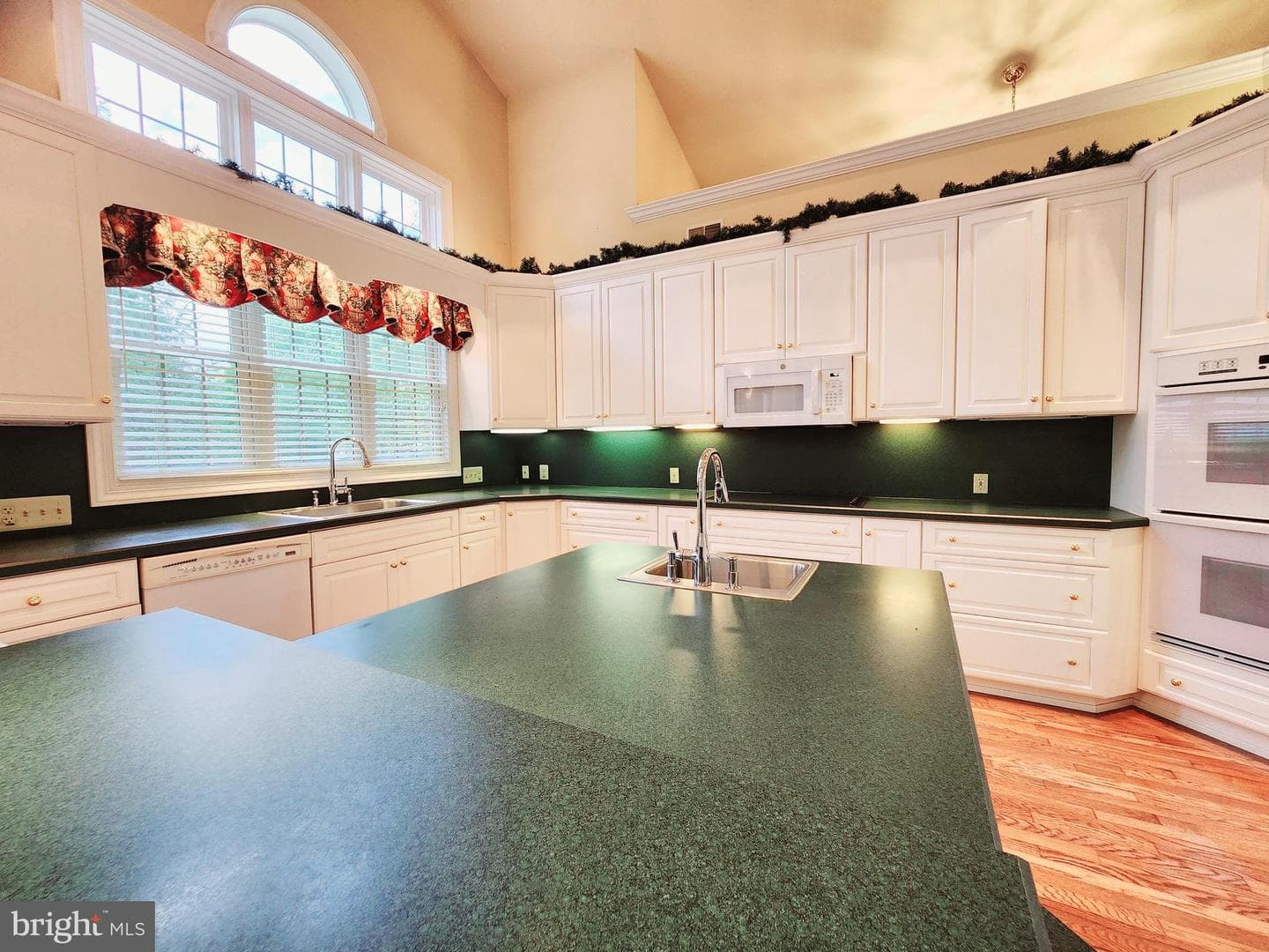 1393 Springton Lane photo 11