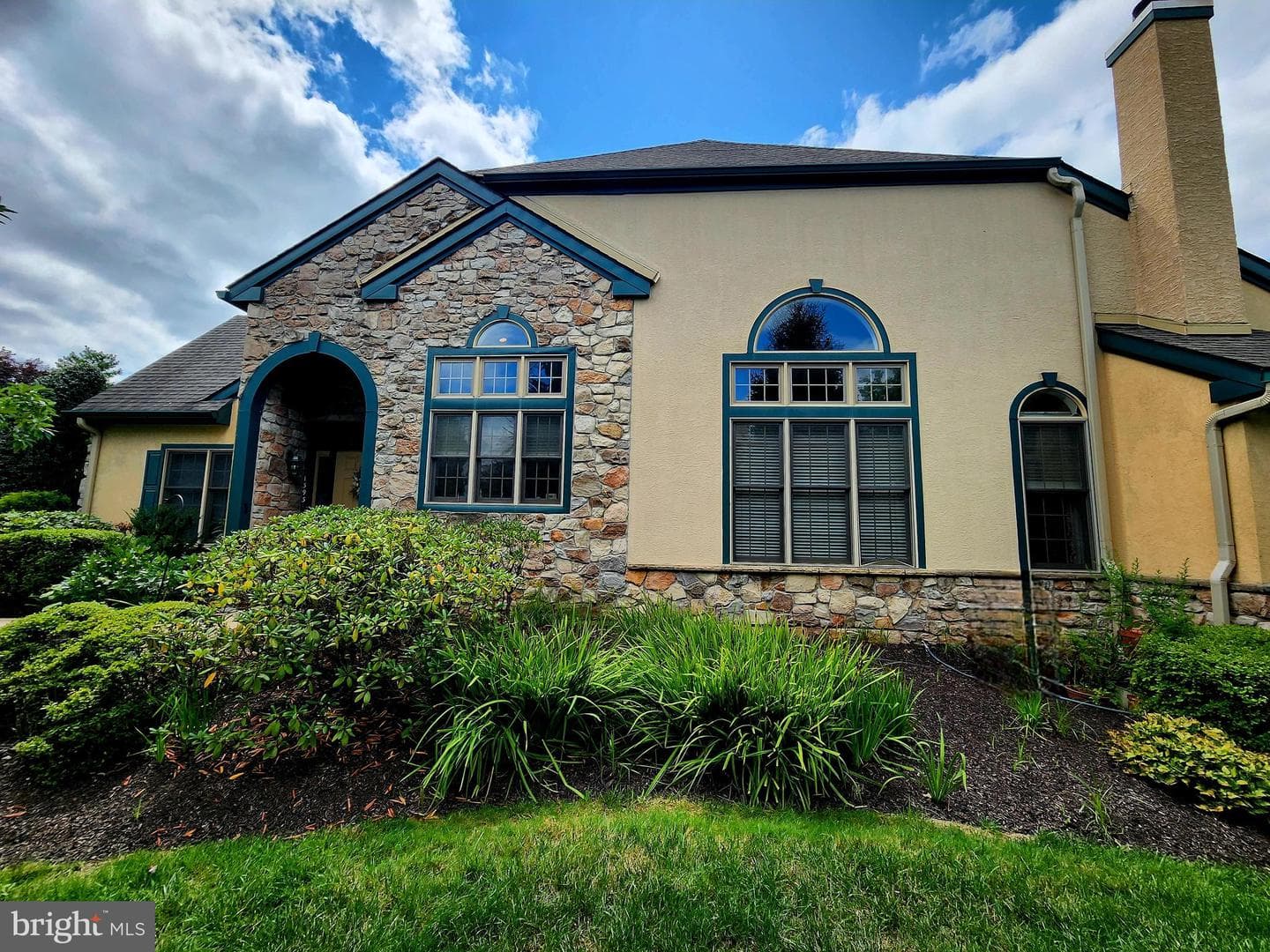 1393 Springton Lane photo 3