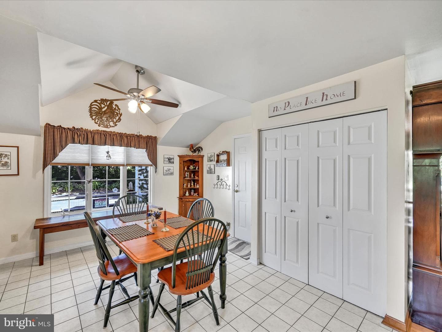 411 Columbine Drive photo 12