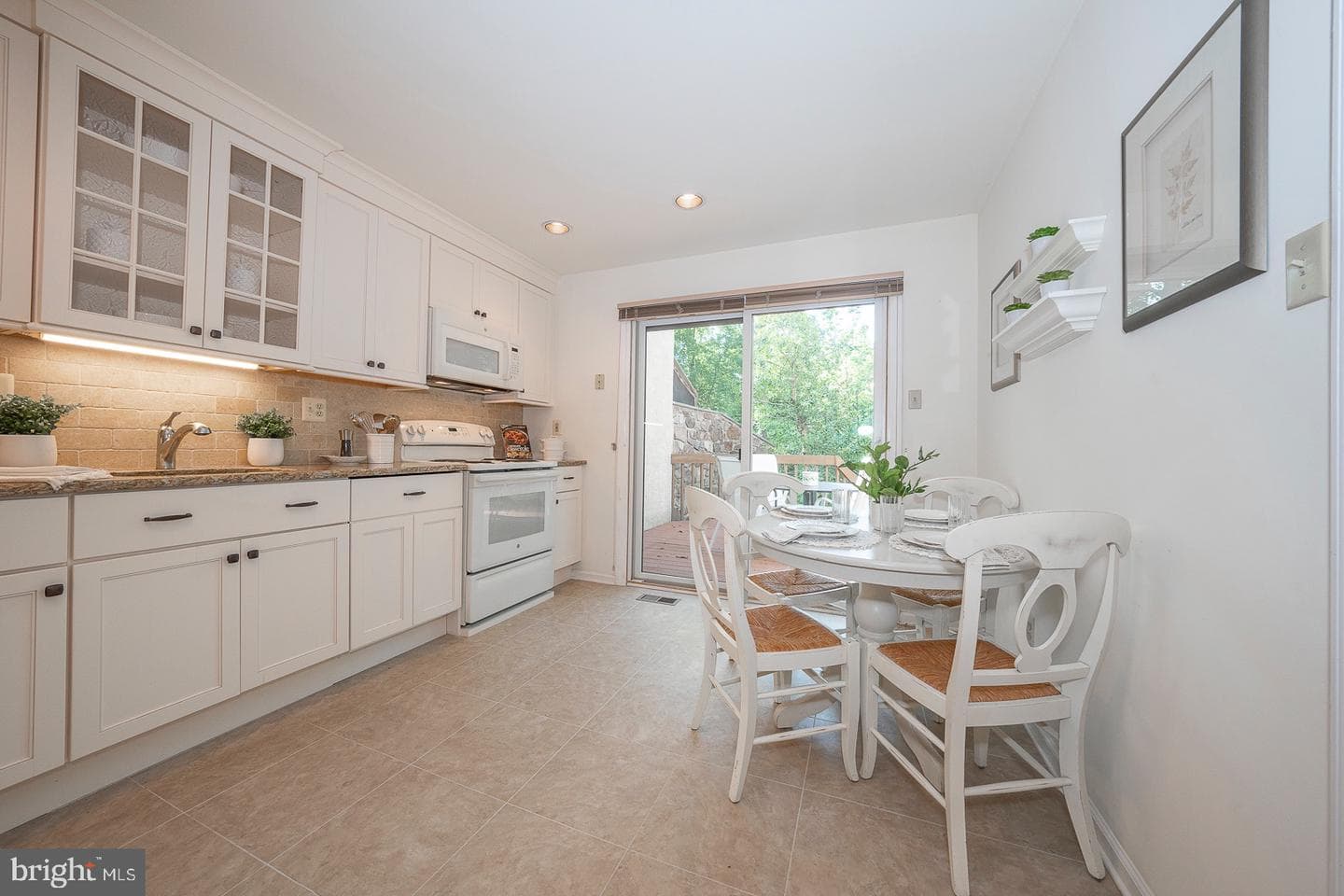 443 Chandlee Drive photo 8