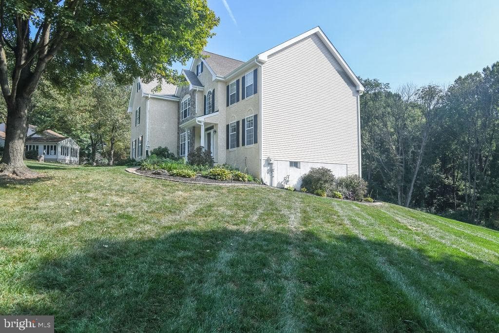 200 Dangina Drive photo 7