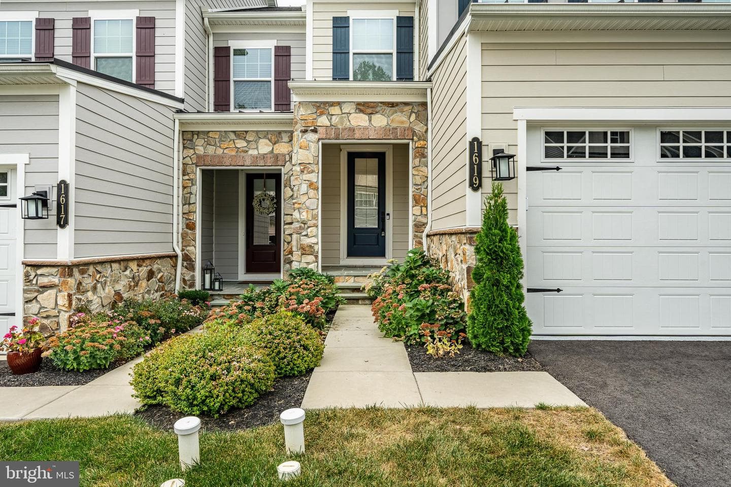 1619 Phillips Drive photo 4