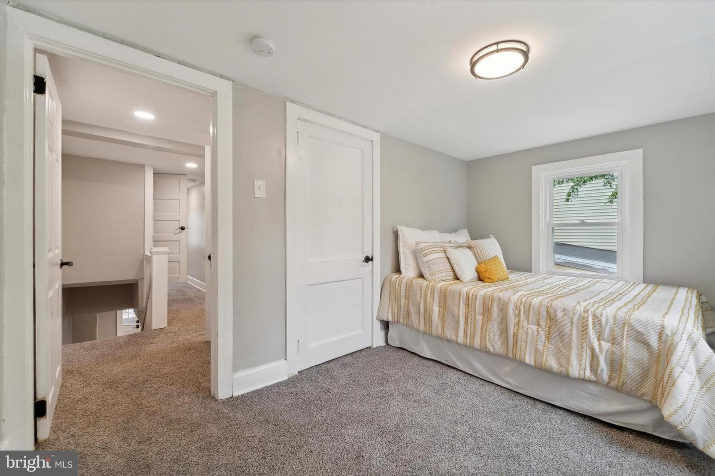 46 Walnut Street photo 14