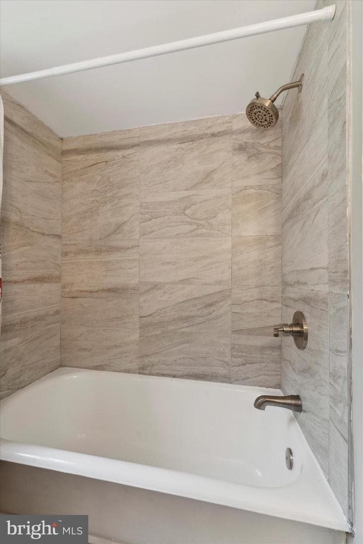 46 Walnut Street photo 16