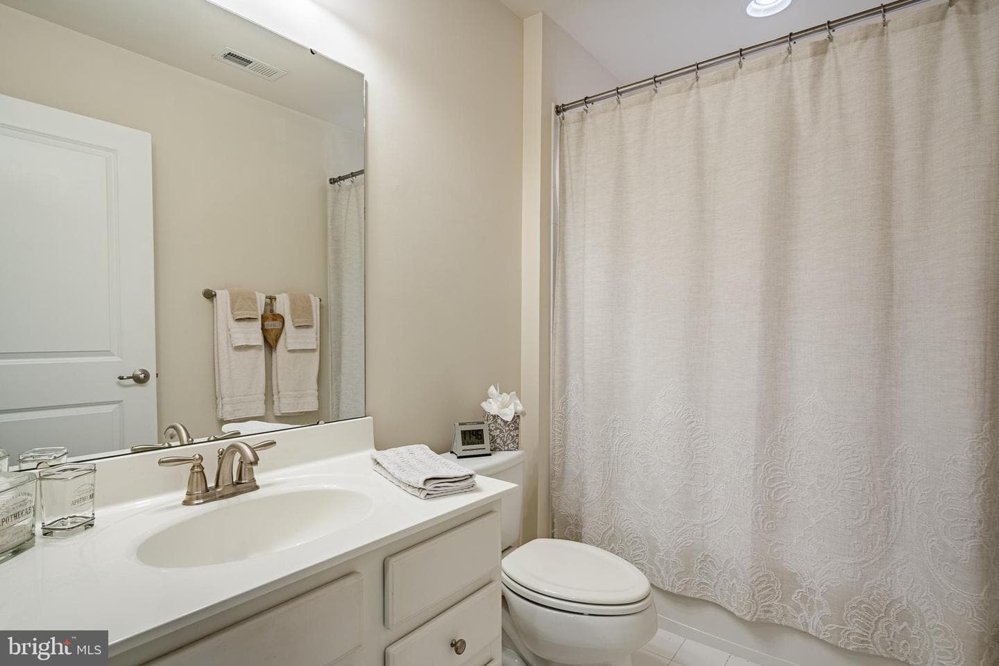 1245 Derry Lane photo 27
