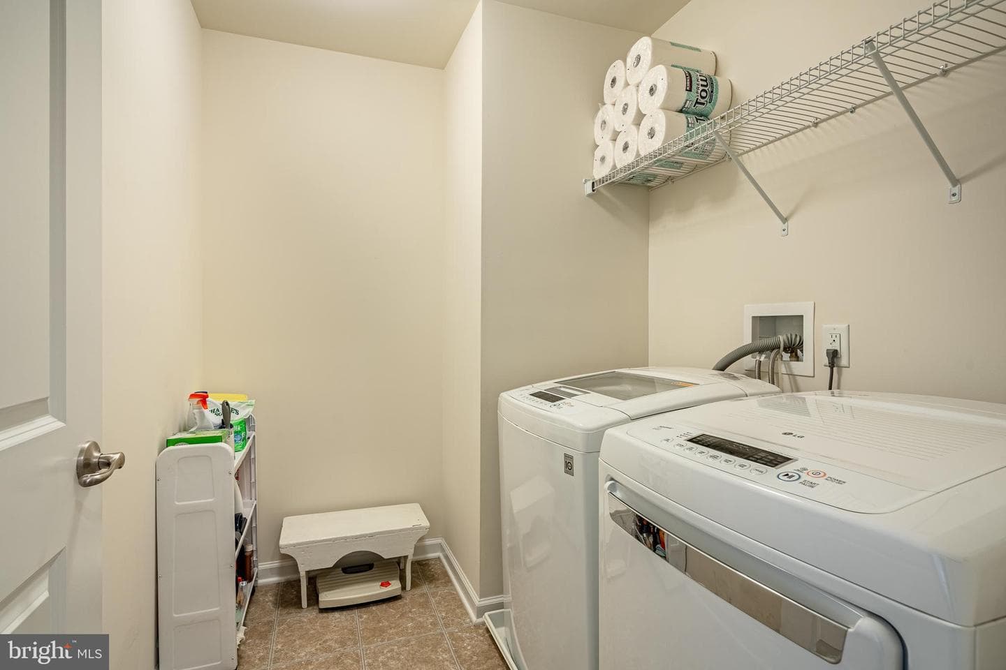1245 Derry Lane photo 29