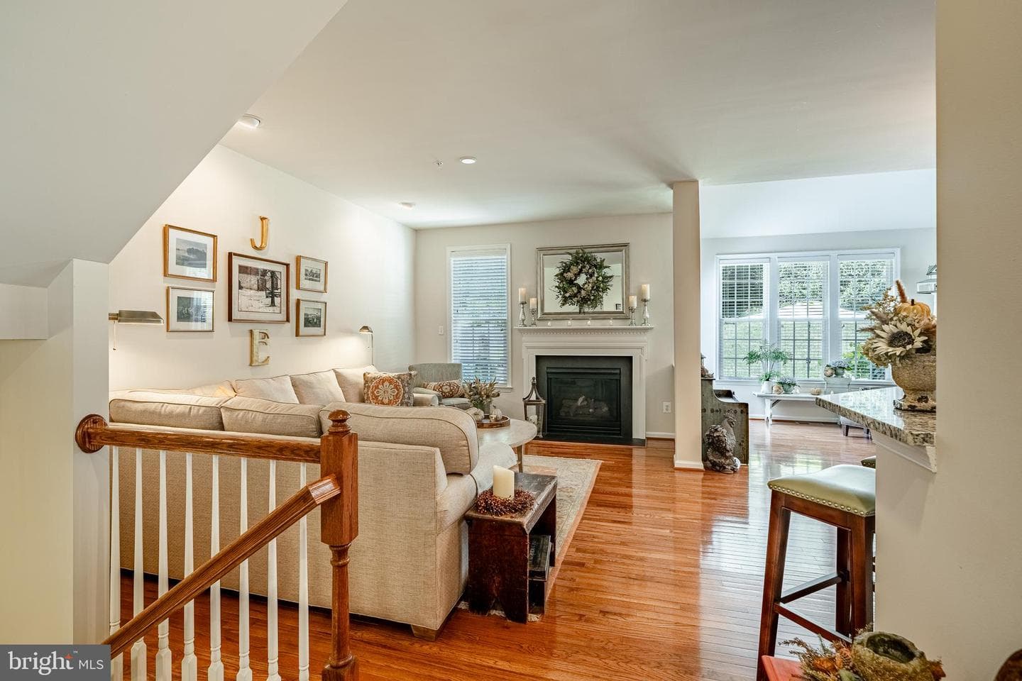 1245 Derry Lane photo 6