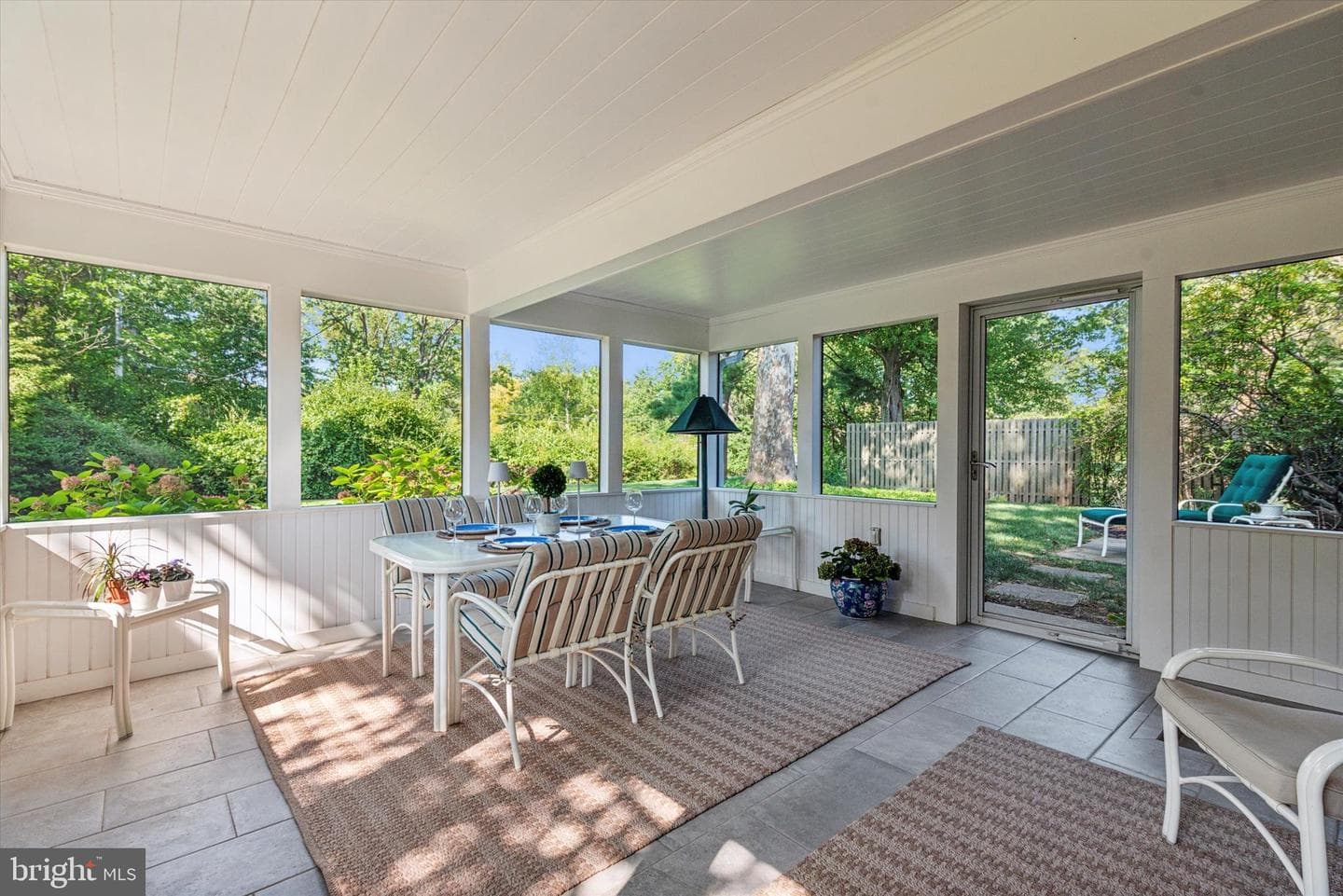 319 Landsende Road photo 21