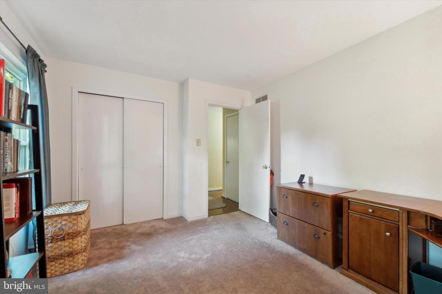 600 Durham Court photo 26