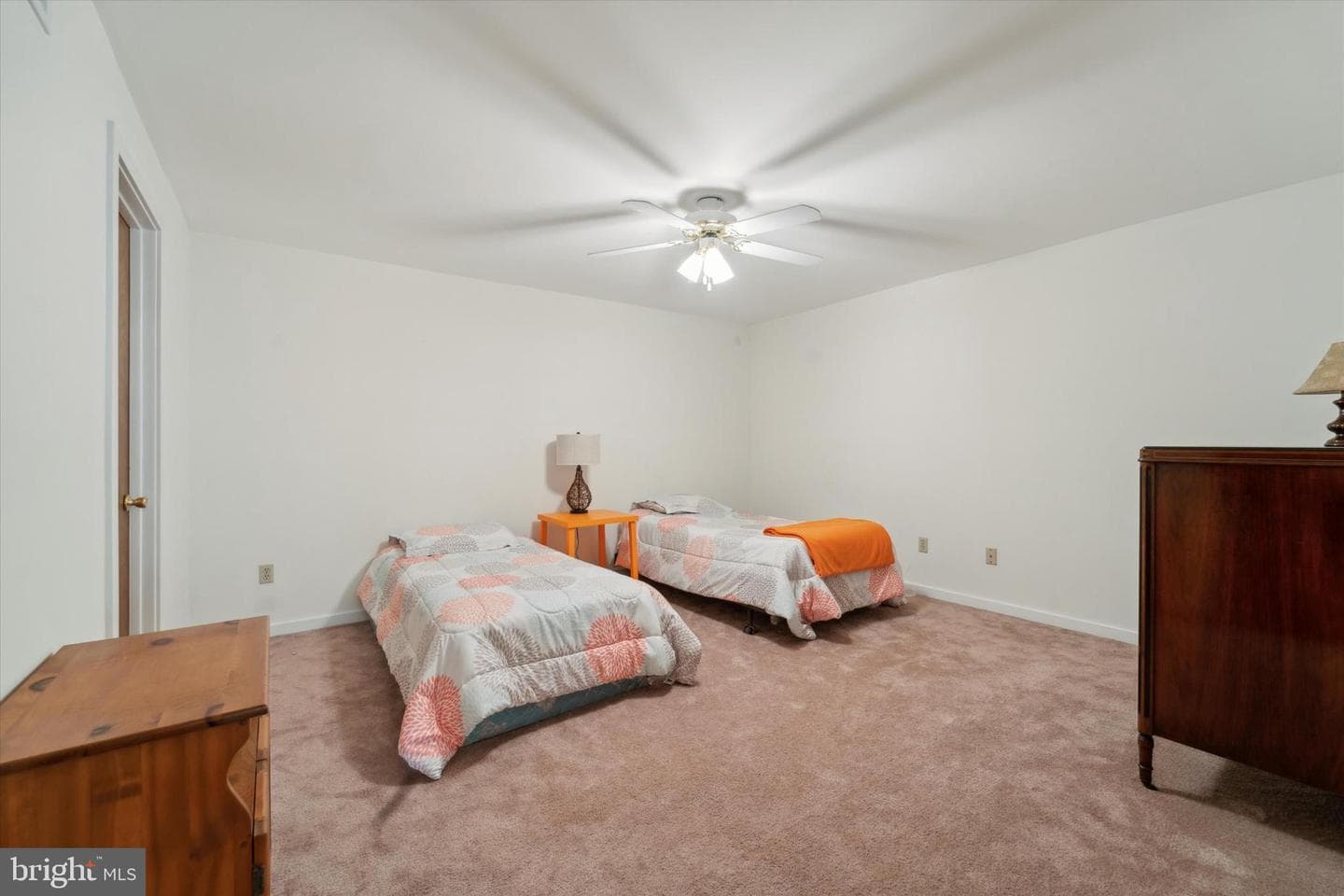 600 Durham Court photo 31