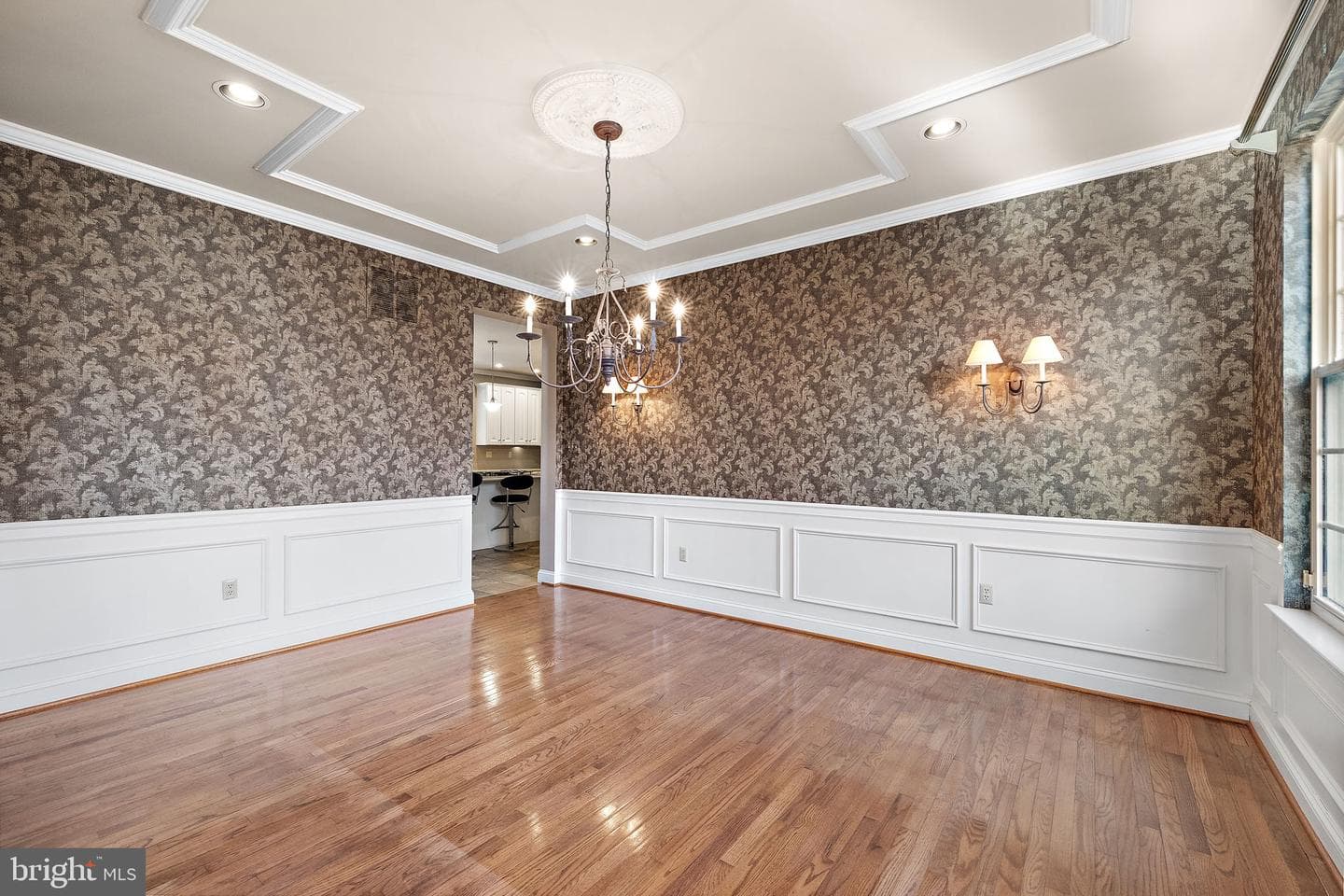 401 Indian Run Road photo 10