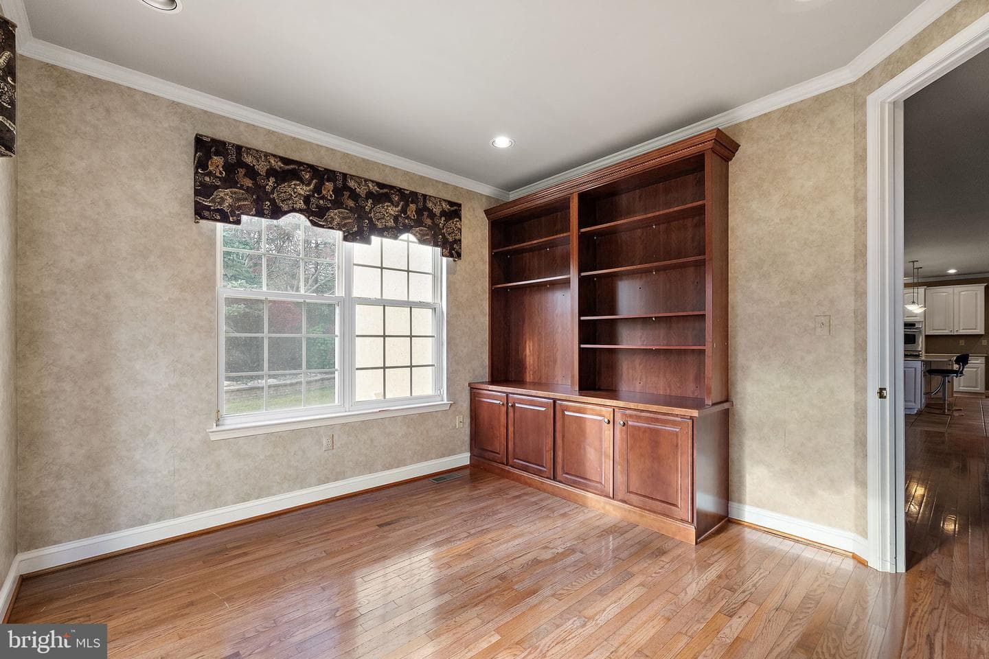 401 Indian Run Road photo 14