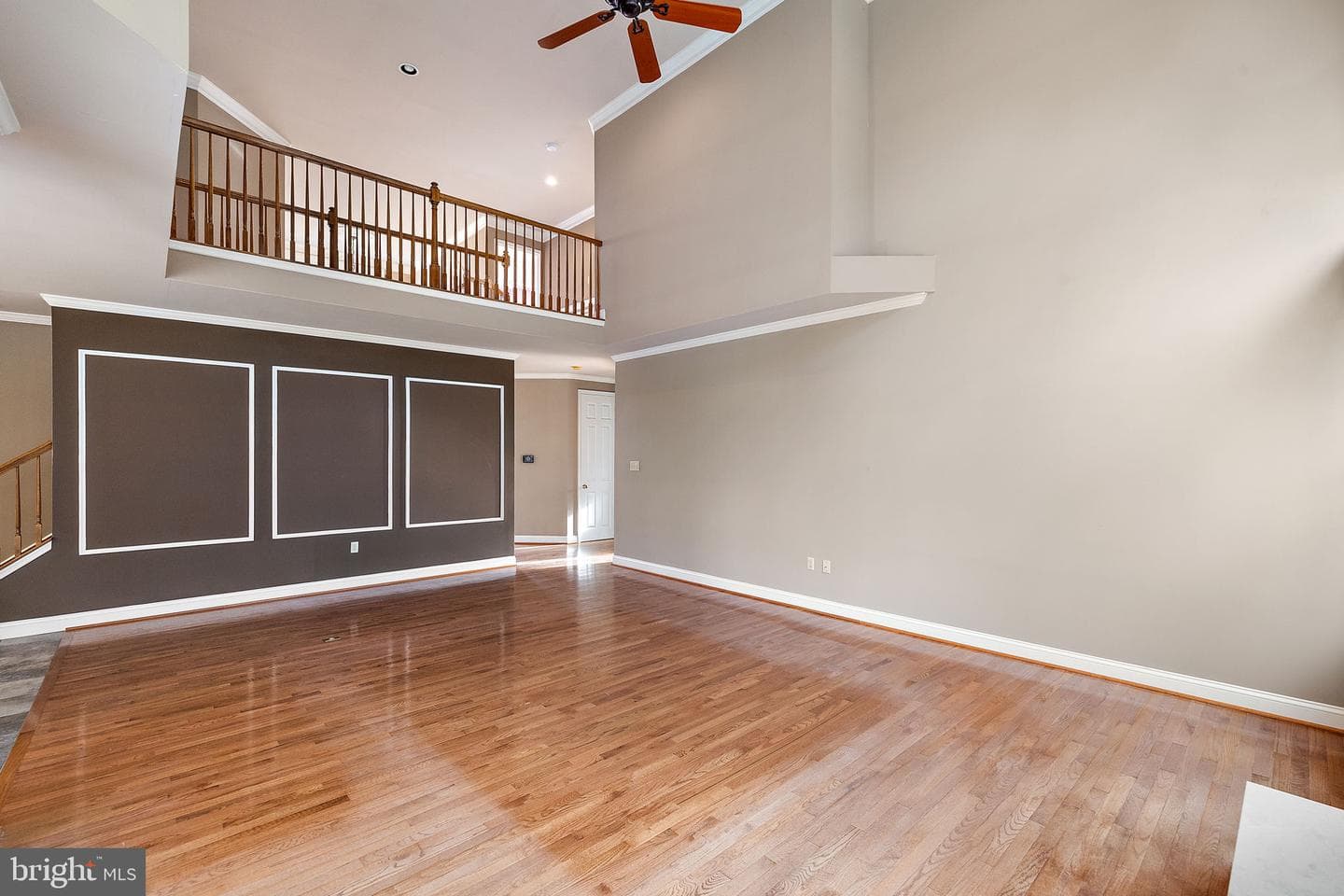 401 Indian Run Road photo 16