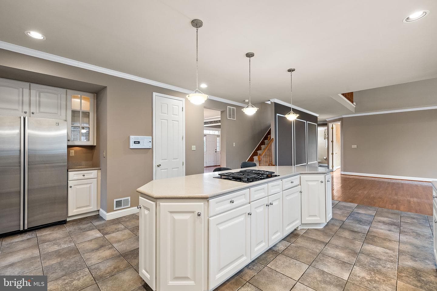 401 Indian Run Road photo 23