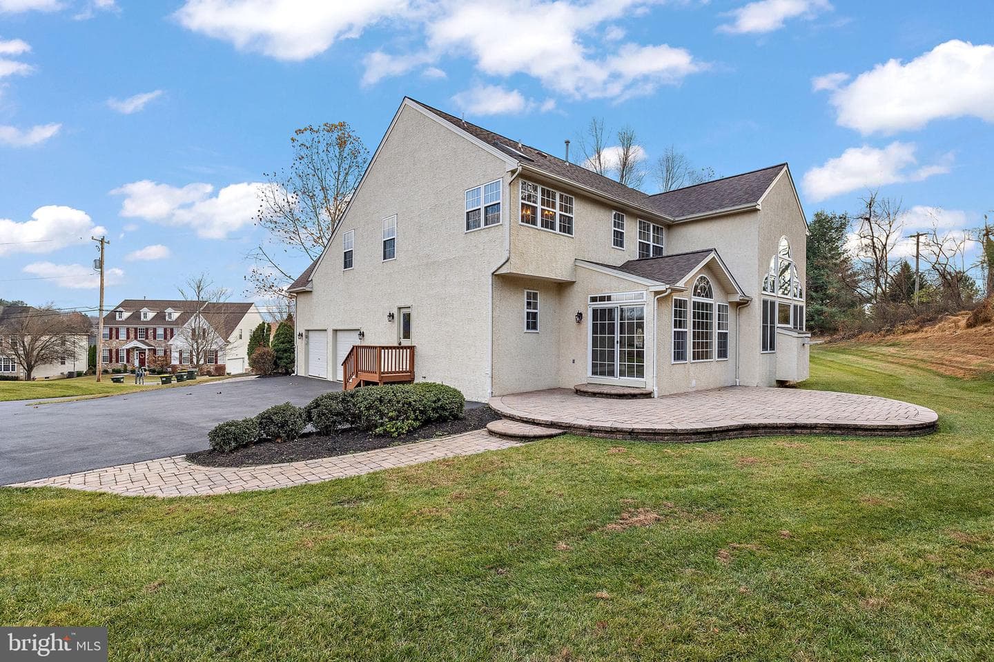 401 Indian Run Road photo 3