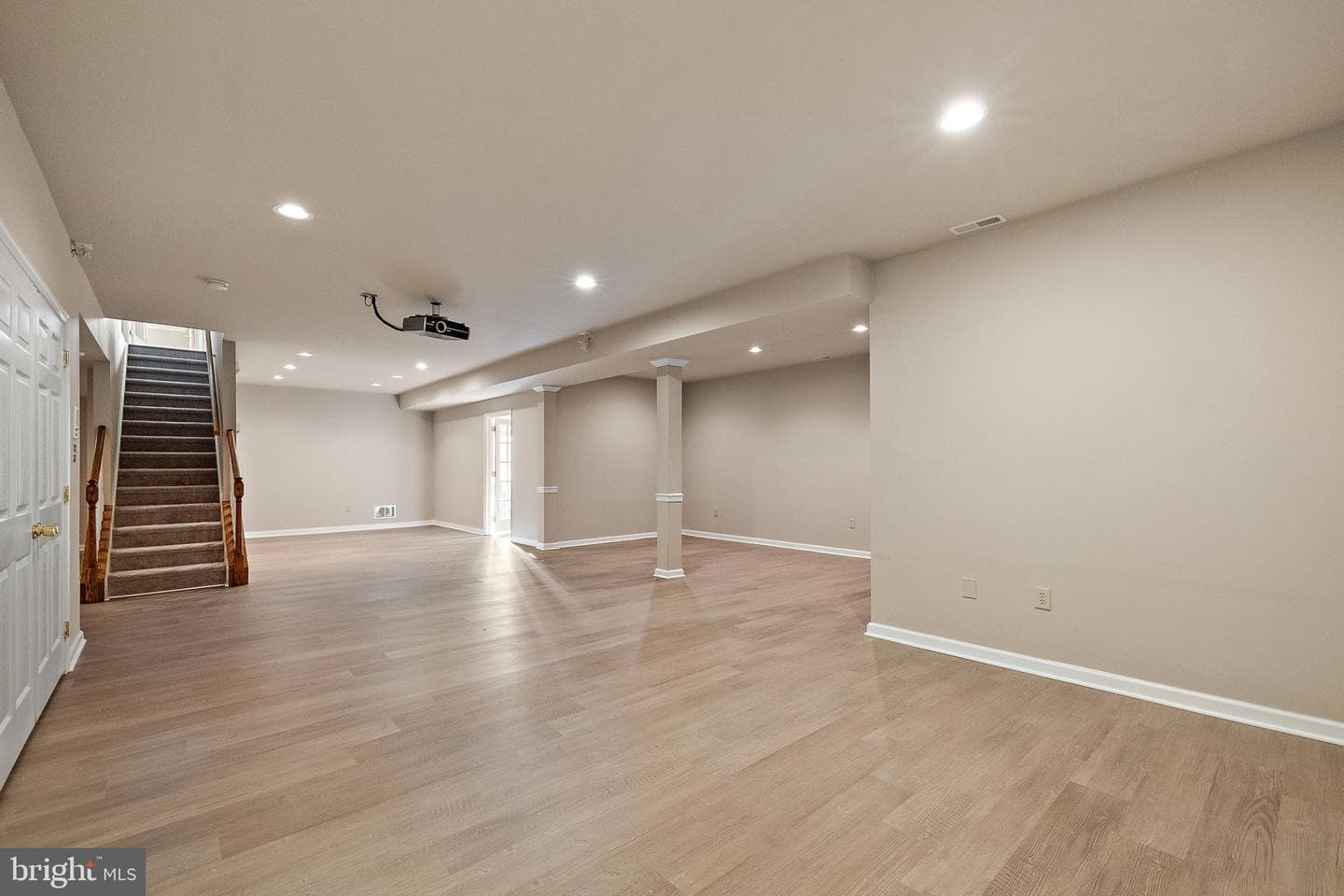 401 Indian Run Road photo 43