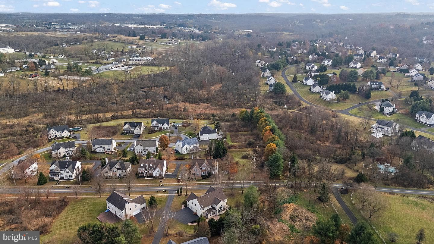 401 Indian Run Road photo 55