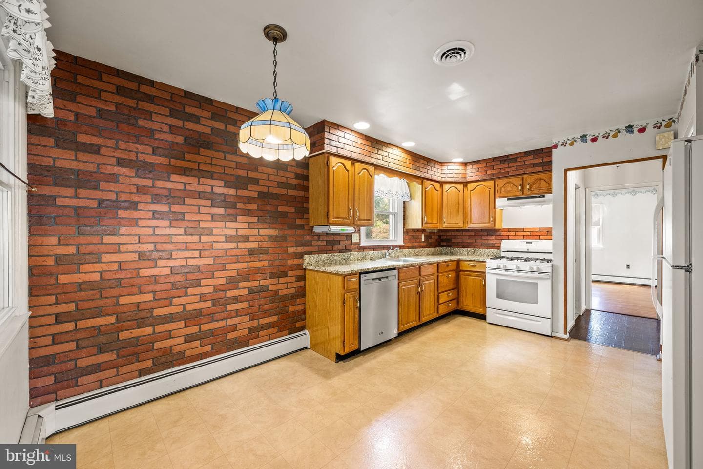1254 Ravens Lane photo 12