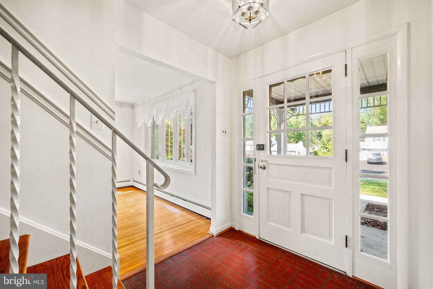 1254 Ravens Lane photo 7