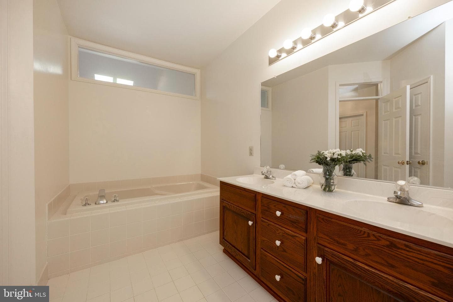 1386 Springton Lane photo 26