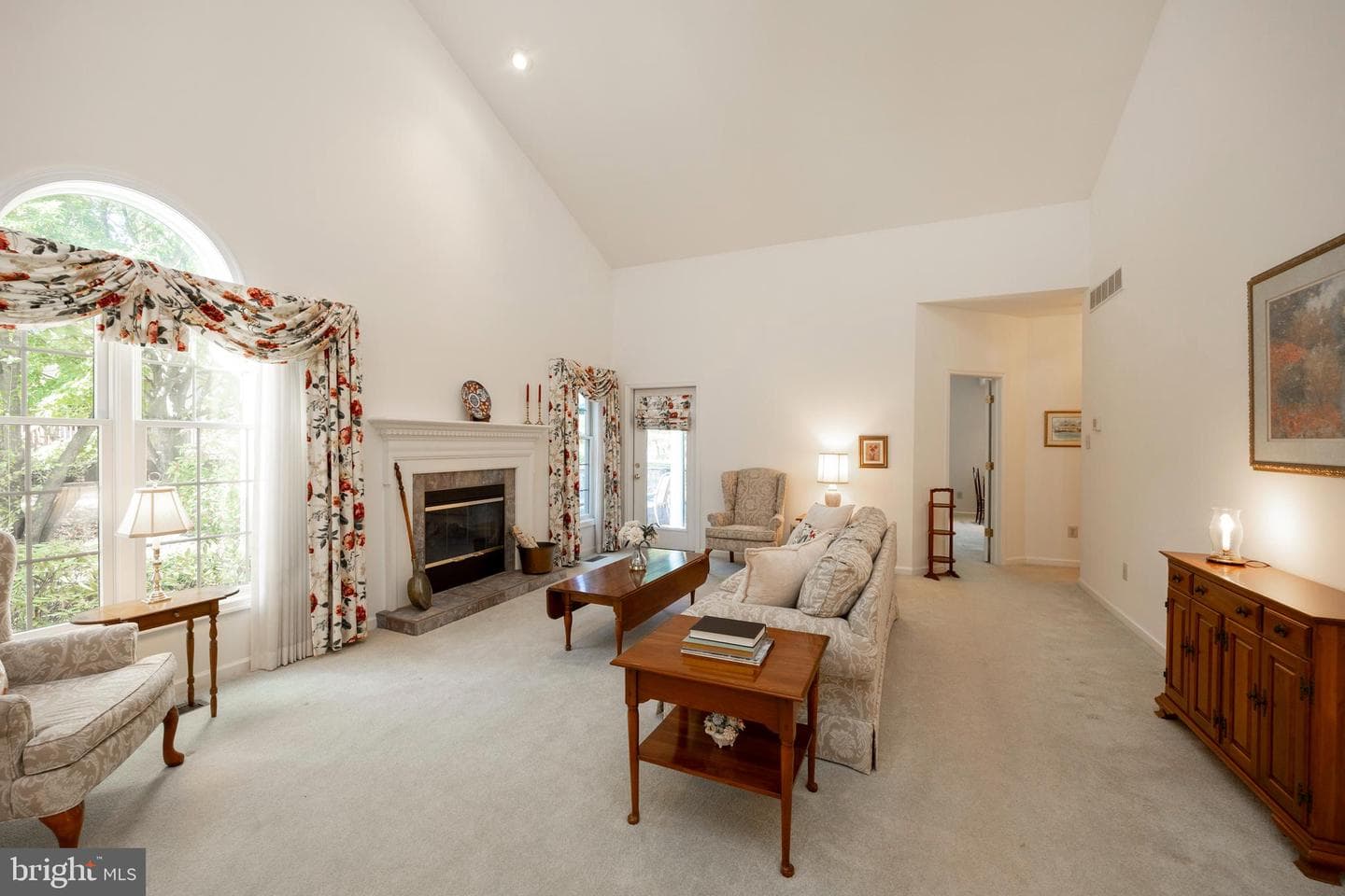 1386 Springton Lane photo 7