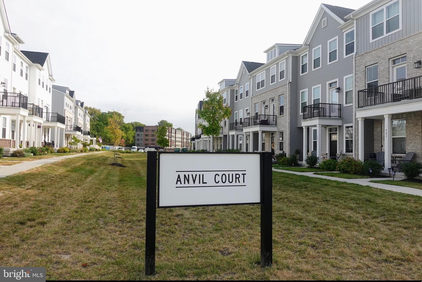 909 Anvil Court photo 23