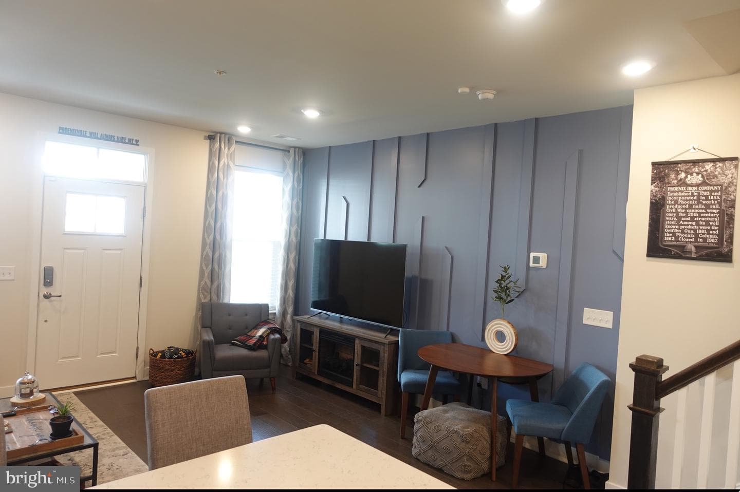 909 Anvil Court photo 6