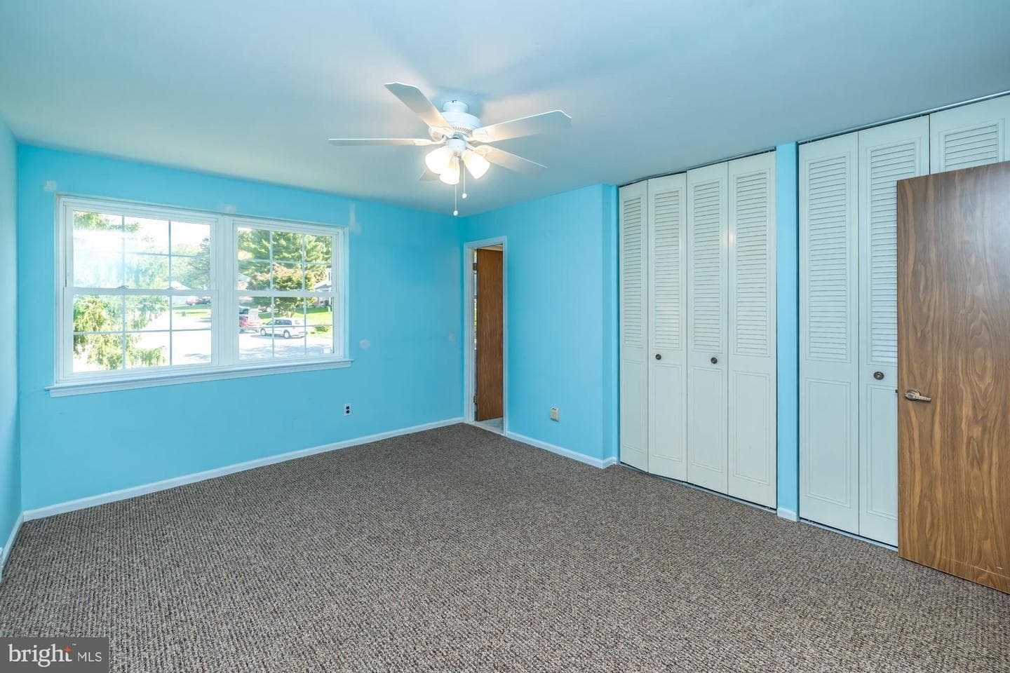 110 Glamorgan Court photo 25